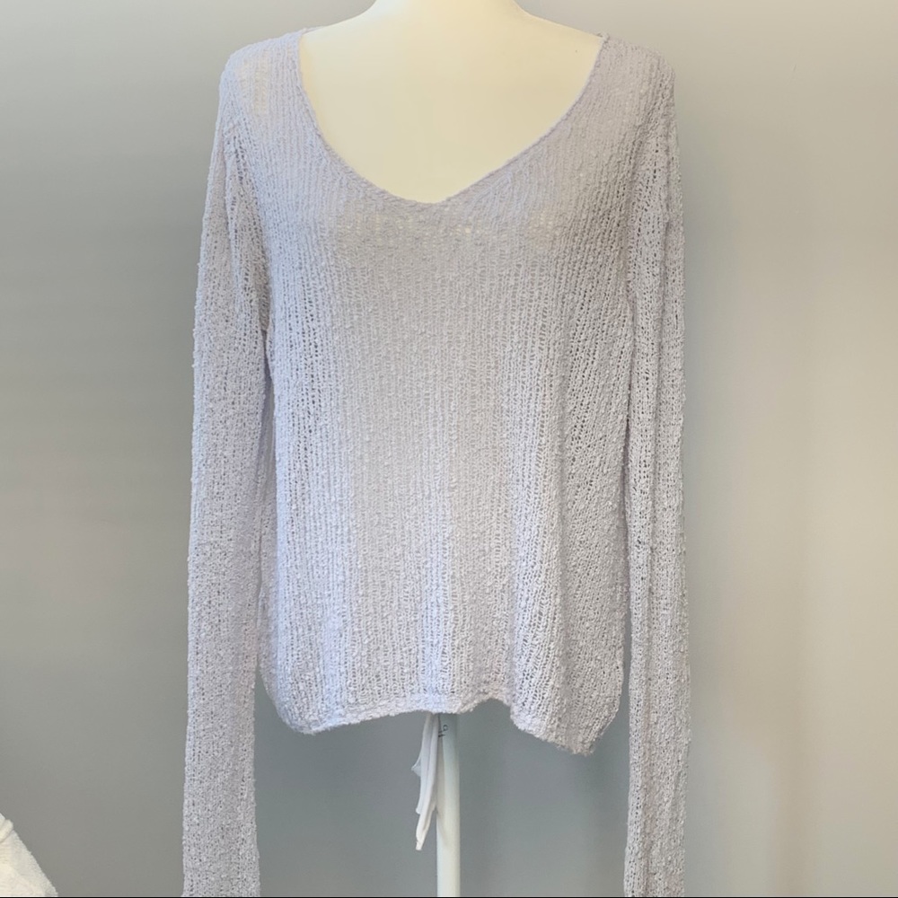 BRANDY MELVILLE Popcorn Knit V-neck Sweater